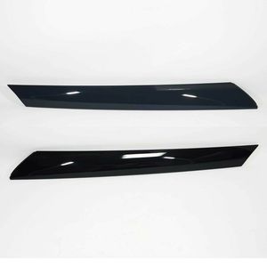 Tiras Decorativas para Parabrisas para Kia Hyundai 2010-2013, Material ABS, Instalación con Cinta Adhesiva, Paquete de Dos - Product Image 1