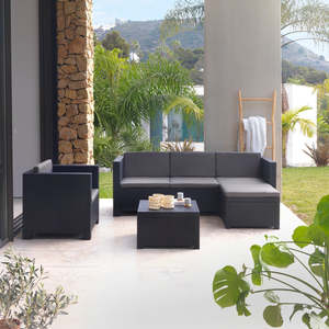 Set di Mobili da Giardino Contemporanei ed Ecologici in Plastica Riciclata - Divano Manhattan, Pouf e Poltrona da Esterno (Capacità 4 Posti) - Product Image 2