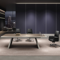 Bureau de réunion au design moderne, mobilier commercial, table de conférence, bureau de formation pour le télétravail, style métal et bois.