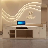 Comptoir de réception élégant au design courbé doré pour bureau, hôpital, salon de beauté, caisse