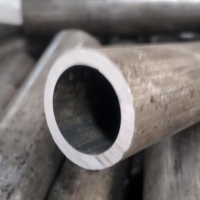 Tubo Redondo Estirado en Frío Biselable con Certificados API, ISO y CE, Superficie Interior y Exterior Lisa para Maquinaria de Ingeniería