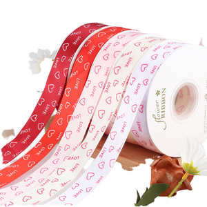 Cinta de Raso Personalizada con Diseño de Corazones, Rollo de 2.5cm, para Regalos de San Valentín, Decoración y Embalaje - Product Image 1