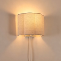 Applique murale en tissu style ferme avec interrupteur à chaîne métallique, luminaire décoratif pour entrée, escalier, couloir