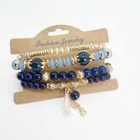 Ensemble de 4 bracelets élastiques Boho Chic pour femmes, bijoux tendance en perles de cristal dorées multicouches, accessoires de plage pour les fêtes