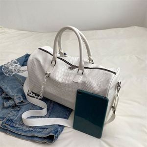 Sac de sport portable pour femme, sac de voyage d'affaires pour homme, sac de voyage populaire à motif carreaux avec chaîne - Product Image 3
