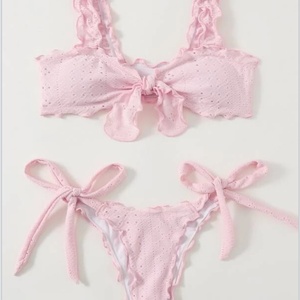 Nuevo Conjunto de Bikini Clásico de Dos Piezas con Tiras, Estilo Halter, para Playa, Verano, de Lujo, con Push-Up, Secado Rápido, Spandex/Poliéster - Product Image 1