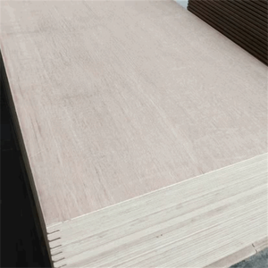 Tablero de <span class=keywords><strong>Madera</strong></span> <span class=keywords><strong>Contrachapada</strong></span> Laminada de Doble Cara con Película Impermeable Fenólica, <span class=keywords><strong>Madera</strong></span> <span class=keywords><strong>Contrachapada</strong></span> Comercial con Chapa de Película - Product Image 6