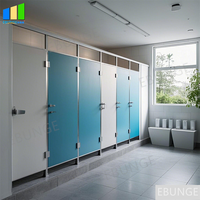 Cabines de toilettes en HPL écologiques, système de cloisons de salle de bain en plastique imperméable pour spa, usage extérieur et hospitalier