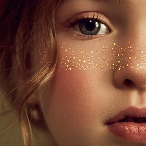 สติ๊กเกอร์ติดหน้าลายจุดน่ารัก รูปทรงลูกบอล ตกแต่งใบหน้า แต่งหน้าชั่วคราว สีทอง สีเงิน สำหรับผู้หญิง - Product Image 3