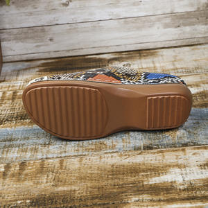 Sandales compensées <span class=keywords><strong>pour</strong></span> femmes d'été, sandales orthopédiques de qualité supérieure à bout ouvert, sandales vintage antidérapantes en cuir PU, chaussures plates décontractées <span class=keywords><strong>pour</strong></span> femmes, chaussures rétro - Product Image 4