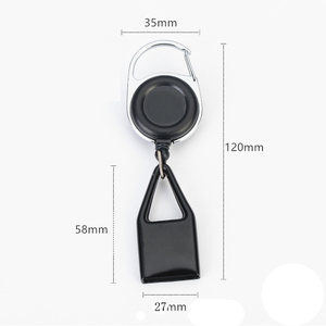 Accesorio Portacredencial Retráctil de Silicona Prémium Más Vendido con Patrón de Clip para Encendedor y Llavero - Product Image 5