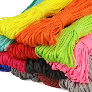 OEM ODM 4mm Paracord Nylon poliestere 7 filo nucleo 550 Paracord sopravvivenza e campeggio ingranaggio cavo <span class=keywords><strong>a</strong></span> <span class=keywords><strong>righe</strong></span> per fune di sopravvivenza - Product Image 5