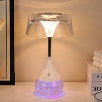 Lampe de bureau LED à bouton unique avec éclairage des yeux Crystal HID décoratif RVB paillettes bouteille gradation ombre transparente