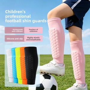 Protège-tibias de football professionnels pour l'extérieur en EVA, matériau alvéolé anti-collision, silicone antidérapant, longueur mollet - Product Image 1