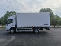 Camion de fret isotherme ELF 700P 4x2 Diesel Euro 5 de 6 tonnes avec hayon élévateur et caméra arrière, fabriqué en Chine, à vendre