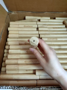 2025 Bamboo Holder for <strong>Miswak</strong> <strong>Toothbrush</strong> With Custom Logo - Product Image 3