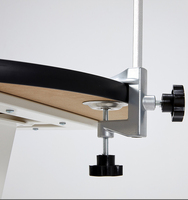 Table de toilettage pour animaux de compagnie YM-833 noire ronde avec levage hydraulique, en fer et acier inoxydable, avec crochets pour outils et bras de toilettage réglable