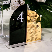 Numéros de table et menus de mariage modernes en acrylique durable, écologiques, dorés, givrés, à double demi-arche, pour réception de mariage