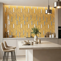 Autocollants de carrelage modernes abstraits de luxe à motif marbré, panneau mural texturé en feuille d'or brillant de luxe