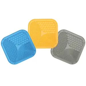food grade non-toxic silicone anti choking non- slip pet licking mat slow feeder bowl with suction cup