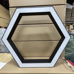 Lustre suspendu linéaire hexagonal moderne à LED, lampe suspendue hexagonale modulable pour salle de sport, centre commercial et bureau - Product Image 4