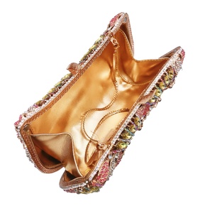 Bolso de Noche con Pedrería de Mariposa para Mujer, Cartera de Mano Romántica con Cristales Florales, Elegante Cartera para Amigas y Enamoradas - Product Image 6