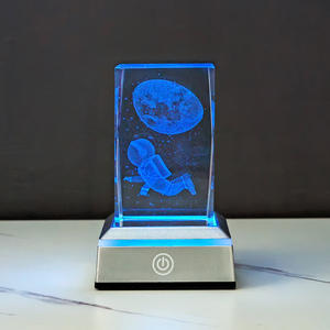 <span class=keywords><strong>Projecteur</strong></span> de cristal cube, veilleuse moderne, design géométrique 3D, capteur tactile, alimentation USB, lumière ambiante multicolore, ornement de maison - Product Image 3