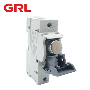 GRL RT18-125 AC <span class=keywords><strong>Fusible</strong></span> <span class=keywords><strong>10x38</strong></span> 6A Italweber Isolator RO17 Fast Blow Ceramic DIN Rail Moun 22x58MM Italweber Fuse 500V - Product Image 1