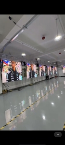จอ LED แบบโค้งติดเพดานในอาคาร แบบม้วนเก็บได้ สำหรับการโฆษณา - Product Image 3