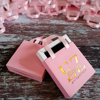 Boîte cadeau de luxe rose pour bijoux, personnalisée avec logo doré estampé à chaud, ruban rose et poignée, petit sac de shopping pour bijouterie