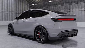 ชุดแต่งคาร์บอนไฟเบอร์สำหรับ Tesla Model Y คุณภาพสูง ใหม่เอี่ยม 100% แบบยึดติดด้วยสกรู  ประกอบด้วยลิ้นกันชนหน้า ดิฟฟิวเซอร์ สปอยเลอร์ สเกิร์ตข้าง และกันชน - Product Image 5