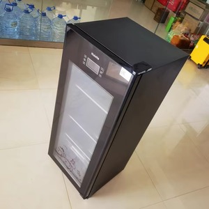 Enfriador de <span class=keywords><strong>Botellas</strong></span> Personalizado de Alta Calidad de 148L, Nevera, Bodega Eléctrica, Acero Inoxidable Negro 2-8 - Product Image 1