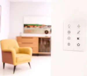 Botones táctiles verticales de automatización del hogar Hi-Tec KNX con 8 áreas táctiles y diseño personalizable