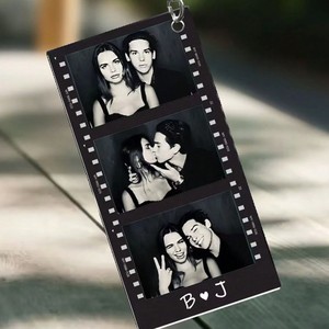 Llavero con Foto Personalizada, Llavero de Acrílico para Parejas, Regalos Personalizados para Novio, Llaveros, Regalo de San Valentín - Product Image 2