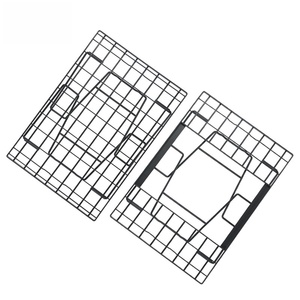 Table pliante rectangulaire en fil de fer pour l'extérieur, design minimaliste, mobilier multifonctionnel - Product Image 1
