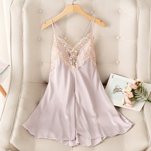 Pyjamas d'été sexy en soie pour femmes <span class=keywords><strong>de</strong></span> haute qualité Robe en dentelle à col en V Satin Vêtements <span class=keywords><strong>de</strong></span> <span class=keywords><strong>nuit</strong></span> <span class=keywords><strong>grande</strong></span> <span class=keywords><strong>taille</strong></span> pour femmes Chemise <span class=keywords><strong>de</strong></span> <span class=keywords><strong>nuit</strong></span> - Product Image 5