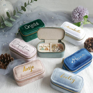 Boîtes cadeaux de luxe personnalisées en velours avec logo imprimé, organiseur en velours pour boucles d'oreilles, accessoires, mini boîtes à bijoux de voyage - Product Image 2