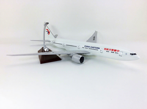 Modèle d'avion en résine Boeing <span class=keywords><strong>B777</strong></span> de China Eastern Airlines, 47 cm, 1/157, avec ailes fixes et support d'exposition - Product Image 4