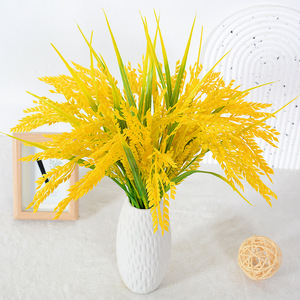 Espigas de Trigo Artificiales Flower Delight, Amarillas, de Plástico Suave, Alta Simulación, Decoraciones para Bodas y Hogar - Product Image 1
