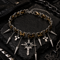 Collier ras du cou punk imprimé léopard, corde gothique Y2K, pendentif croix à pointes, en alliage de cuivre plaqué argent, bijou statement unisexe