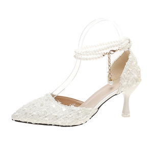2025 nuovo arrivo francese con fibbia a una linea elegante con perline sandali da <span class=keywords><strong>donna</strong></span> da <span class=keywords><strong>sposa</strong></span> <span class=keywords><strong>scarpe</strong></span> da <span class=keywords><strong>sposa</strong></span> tacchi alti a punta - Product Image 5