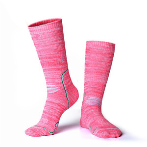 Chaussettes de <span class=keywords><strong>patin</strong></span> à roulettes rembourrées au design personnalisé Chaussettes de hockey Chaussettes de sport - Product Image 3