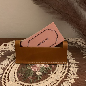 Porta tarjetas de visita de cuero PU al por mayor y personalizados, porta tarjetas de visita minimalistas de estilo nórdico, porta tarjetas de visita creativos para escritorio. - Product Image 3