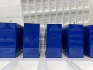 2025 MB31 Grado a 314H 330Ah 8000 ciclo 3,2 V Batería de litio Batería de almacenamiento solar fuera de la red Batería Akku - Product Image 4