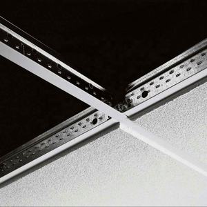 Système <span class=keywords><strong>de</strong></span> rainure plane large <span class=keywords><strong>de</strong></span> qualité supérieure <span class=keywords><strong>Grille</strong></span> <span class=keywords><strong>de</strong></span> plafond à lignes fines Grilles en T pour plafond fendu et <span class=keywords><strong>grille</strong></span> <span class=keywords><strong>de</strong></span> plafond décorative bien utilisée - Product Image 5