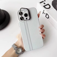 Étui de téléphone en fibre de carbone antichoc ultra-mince de luxe pour iPhone 17 Pro Max 17 Ar 16 couverture de téléphone magnétique en fibre de carbone