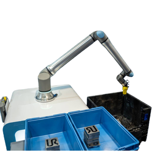 หุ่นยนต์ร่วมปฏิบัติงาน Long Reach Universal Robot UR8 แขนหุ่นยนต์สำหรับวางพาเลท มอเตอร์เกียร์บ็อกซ์ PLC รับน้ำหนักได้ 8-10 กก. ความแม่นยำ 0.081 มม. - Product Image 3