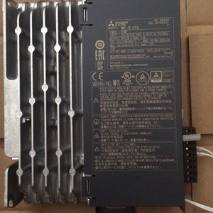 Amplificador de Servoaccionamiento Mitsubishi Electric Mr-Je-40a, 220v 50/60hz, Control Vectorial, Hecho en China - Product Image 2