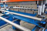 Máquina Formadora de Rollos de Techo Metálico Corrugado de Zinc de Larga Duración y Precio Competitivo para Construcción de Granjas y Talleres en Sudáfrica