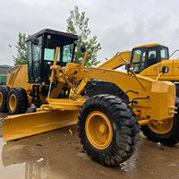 Grader d'occasion en excellent état de fonctionnement avec châssis robuste et ripper durable pour l'exploitation minière
